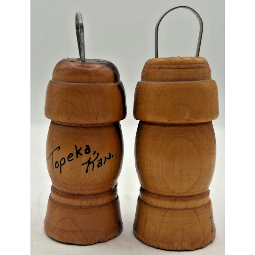 Vintage Retro Salt and Pepper Shakers Topeka Kansas Lantern Shaped U260/56
